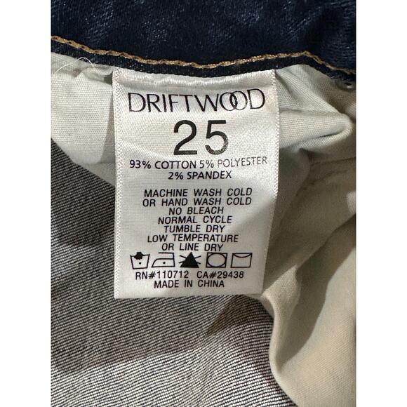 Driftwood Embroidered Colette Jeans Medium Wash Size 25W 26L NWT Floral Cuffed - Picture 14 of 16